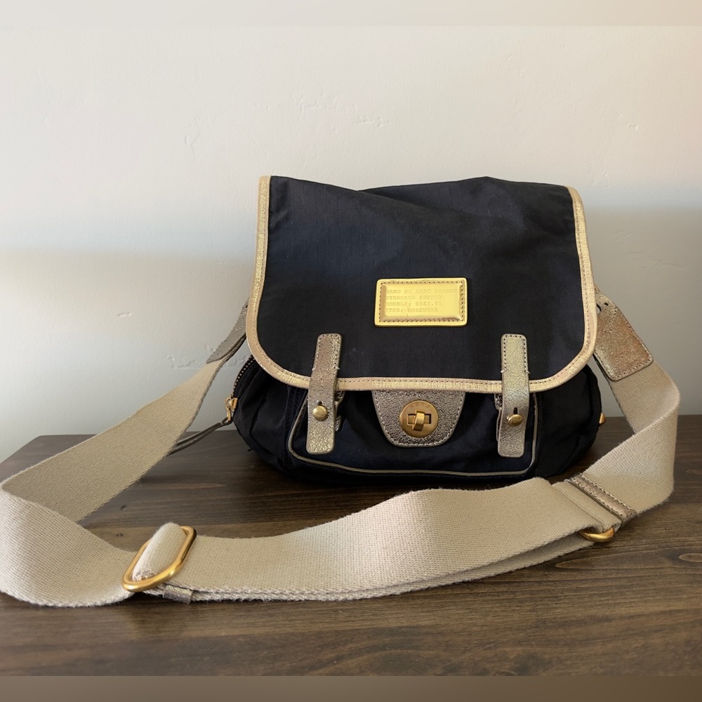 Marc Jacobs crossbody bag